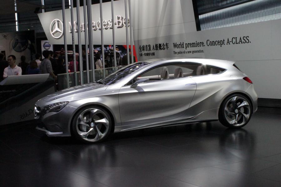  Mercedes-Benz A-Class Concept 2011 года  (фото 6 из 129)